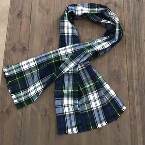 NEW Unisex Plaid Scarf - Super cute!